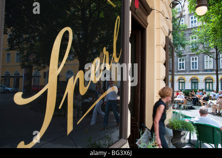 Wiener Kaffeehaus Café Sperl, Wien, Österreich | Café Sperl, Vienna, Austria  Stock Photo