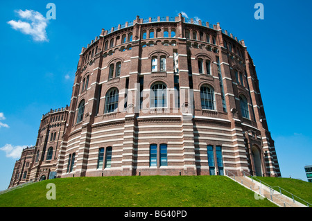 Gasometer City in Simmering, Wien, Österreich | Gasometer City in Simmering, Vienna, Austria  Stock Photo