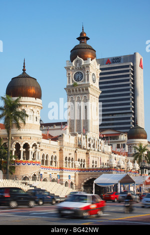 Traffic passing Sultan Abdul Samad Building, Merdeka Square, Kuala Lumpur, Malaysia, Southeast Asia, Asia Stock Photo