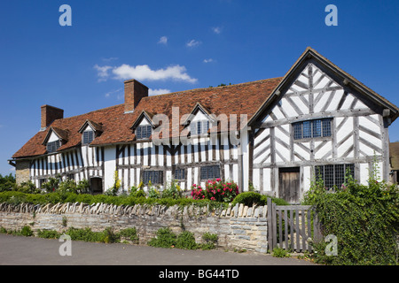 England, Warwickshire, Stratford upon Avon, Mary Ardens House at Wilmcote Stock Photo