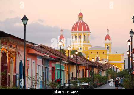 Nicaragua, Granada, Calle La Calzada and  Cathedral de Granada Stock Photo