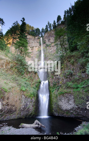 USA, Oregon, Columbia River Gorge, Multnomah Falls Stock Photo