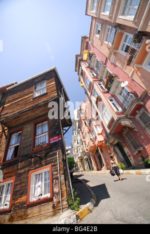 ISTANBUL, TURKEY. A steep street (Bogazkesen Caddesi) off Istiklal Caddesi in the Beyoglu district of the city. 2009. Stock Photo