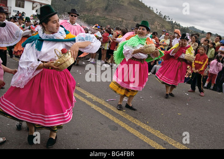 Dancers in traditional clothing at Carnival, one of the biggest in Ecuador, in the town of Guaranda, Bolivar Province, Ecuador Stock Photo