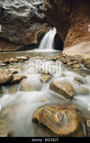 Shinumo falls hi-res stock photography and images - Alamy