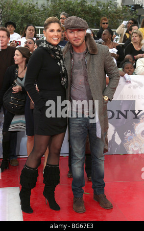 DAISY FUENTES MATT GOSS MICHAEL JACKSON'S THIS IS IT PREMIERE DOWNTOWN LOS ANGELES CA USA 27 October 2009 Stock Photo