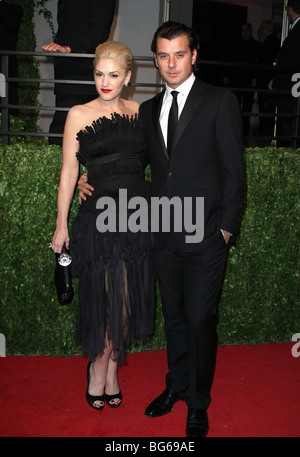 GWEN STEFANI GAVIN ROSSDALE 2009 VANITY FAIR OSCAR PARTY WEST HOLLYWOOD LOS ANGELES CA USA 22 February 2009 Stock Photo