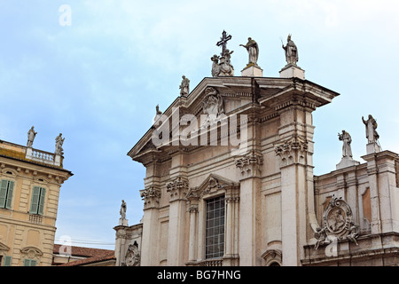 Mantua Duomo, Piazza Sordello, Mantua, Lombardy, Italy Stock Photo