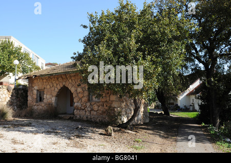 Israel, Lower Galilee, Kibbutz Alonim founded 1938 Old house used by the original settlers Stock Photo