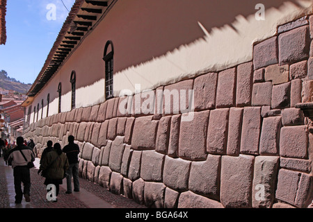 Calle Hatun Rumiyok, Cuzco, Andes, Peru, South America Stock Photo