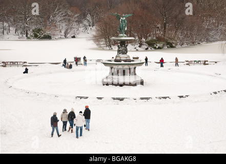 Bethesda Fountain in Central Park New York after snow storm 826276