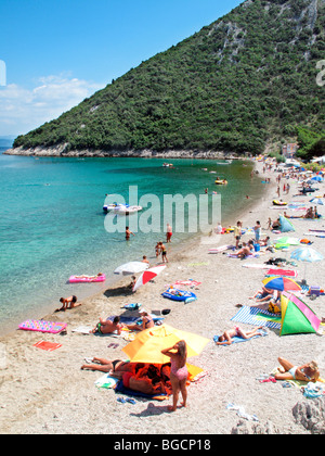 Croatia Adriatic coast. Pebbled beach in Divna bay. Peljesac Peninsula. Stock Photo