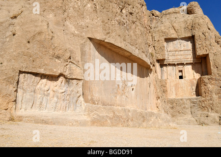 King Narseh relief and royal tomb of Xerxes I. at the Achaemenid burial site Naqsh-e Rostam, Rustam, near the archeological sit Stock Photo