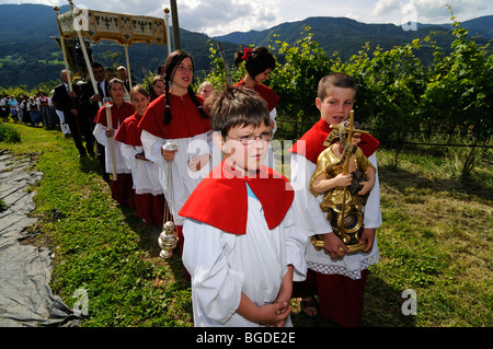 Herz-Jesu-Prozession, Sacred Heart Procession in Feldthurns, Brixen, South Tyrol, Italy, Europe Stock Photo