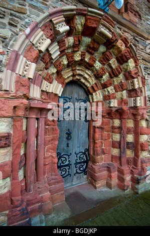 The South Entrance to St Magnus Cathedral Kirkwall Mainland Orkney Highland Region Scotland.  SCO 5653