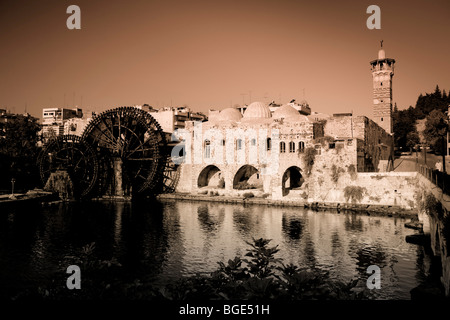 Syria, Hama old Town, An-Nuri Mosque and 13th Century Norias (Water Wheels) Stock Photo