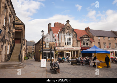 Market Place, Alnwick, Northumberland, England, UK, Europe. Local farmers market in town square Stock Photo