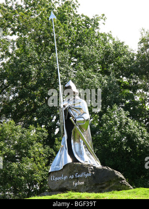 Llandovery, Wales, Llewelyn ap Gruffydd Statue, Llewellyn ap Griffith statue, Llandovery, Carmarthenshire, West Wales, UK Stock Photo