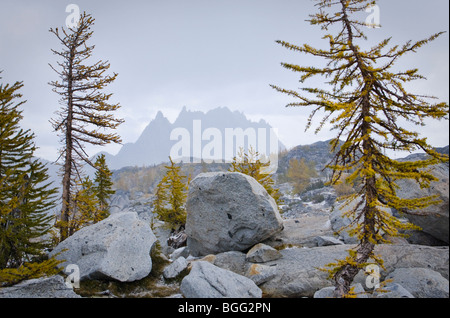 A view looking from the Upper Enchantments toward Prusik Peak and the Temple with inclement weather headed in Stock Photo