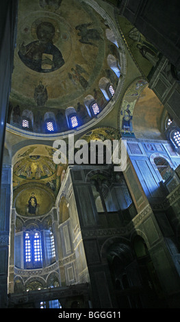 The dome and apse of the monastery of Osios Loukas showing mosaic of Virgin and child and mural of Christ Stock Photo