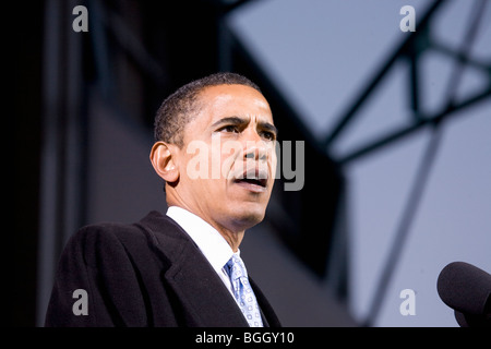 US Senator Barack Obama at Change We Need Presidential rally October 30, 2008, at Verizon Wireless Virginia Beach Amphitheater Stock Photo