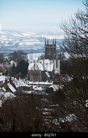 St James Church Shaftesbury in Winter in Dorset, England Stock Photo