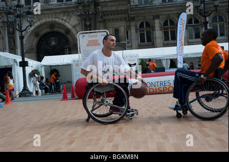 Paris, FRANCE -  French Handicapped Athletes Instructor Teaching in Basketball Class DISABLED IN PARIS Stock Photo