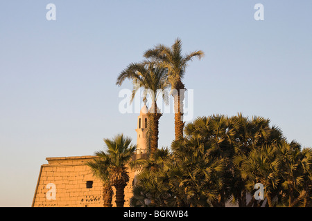 One of the minarets of  The Mosque of Abu el-Haggag At Luxor Temple from Midan El-Haggag on Sharia el-Karnak, Luxor Egypt Stock Photo