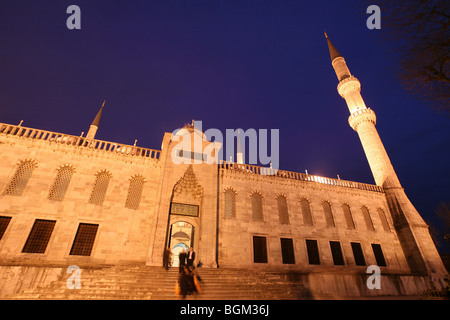 Exterior night time view of the Sultan Ahmed (Blue) Mosque in ...