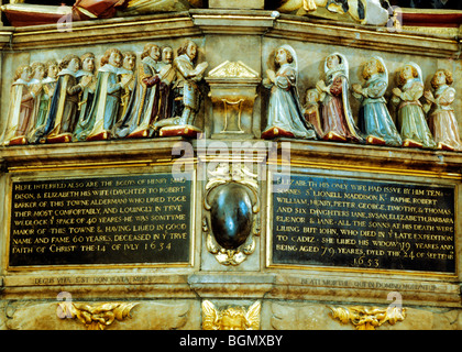 Newcastle Cathedral, Tomb of Henry Maddison and Wife, 1634, 10 sons and 6 daughters Stock Photo