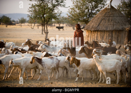 Traditional Himba woman 1n Northern Namibia Stock Photo