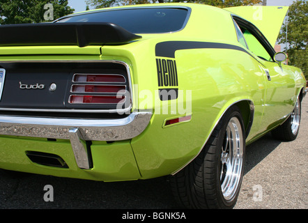 1971  Plymouth Cuda Barracuda 318 383 360 440 426 HEMI Pistol Grip Shifter Mopar Chrysler 1970's Muscle Car Detroit Hot Rod Stock Photo