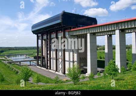 Strépy-Thieu, tallest boat lift in the world, at the Canal du Centre, Le Rœulx, Hainaut, Belgium Stock Photo