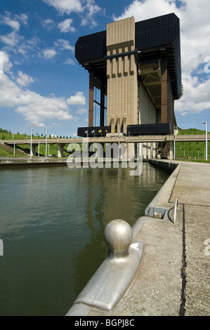 Strépy-Thieu, tallest boat lift in the world, at the Canal du Centre, Le Rœulx, Hainaut, Belgium Stock Photo