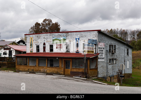 Valley of the Three Forks Antique and Gift Shop in Pall Mall, Tennessee
