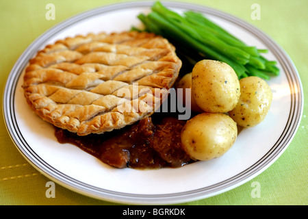 Waitrose 1 Aberdeen Angus steak pie Stock Photo: 114208425 ...