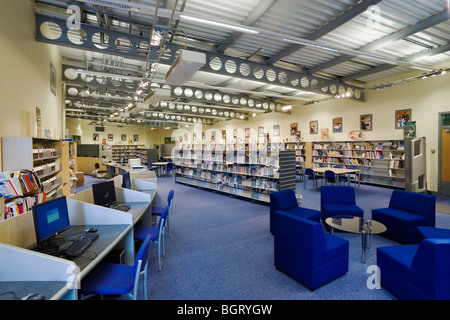 WALSALL ACADEMY, BIRMINGHAM, UNITED KINGDOM, BARNSLEY HEWETT AND MALLINSON Stock Photo