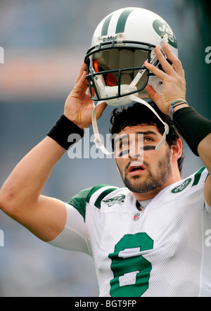 New York Jets quarterback Mark Sanchez (6) looks while warming up for ...