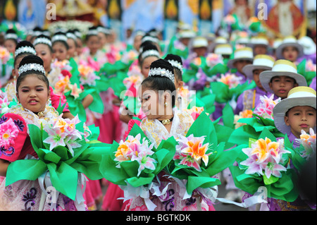 Sinulog Dancing Procession Cebu City Philippines Stock Photo