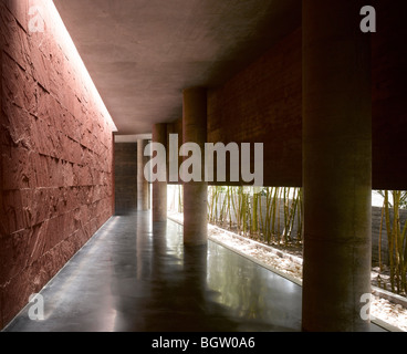 PARAG SHAH RESIDENCE, SURAT, INDIA, MATHAROO ASSOCIATES Stock Photo - Alamy