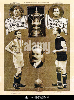 FA Cup Final, 1920, presentation photo of the teams in the first post-Great War final, Aston Villa beat Huddersfield Town Stock Photo