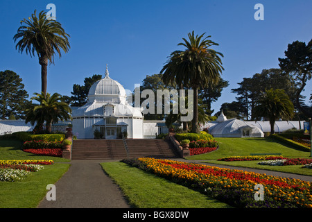 The CONSERVATORY OF FLOWERS is a botanical greenhouse located in GOLDEN GATE PARK - SAN FRANCISCO, CALIFORNIA Stock Photo