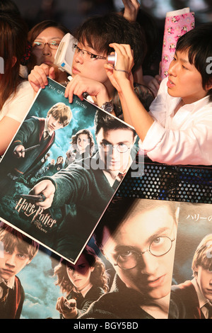 Japanese fans at the red carpet premiere of the 5th Harry Potter movie, 'Harry Potter and the Order of the Phoenix'. Stock Photo