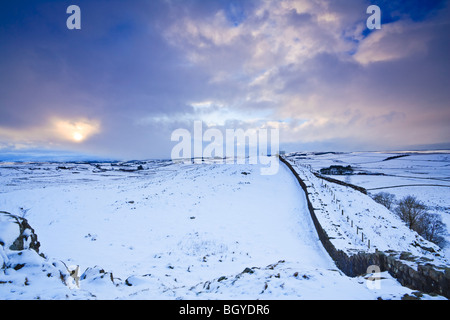 A stretch of Hadrian's Wall known as Thorny Doors near Caw Gap in the Northumberland National Park, England Stock Photo