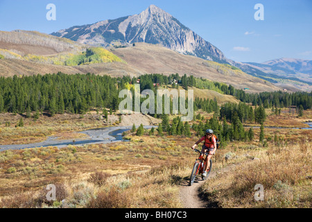 Mountain biking on the Upper and Lower Loop, Crested Butte, Colorado. (model released) Stock Photo