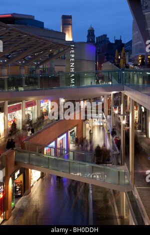 Liverpool, Merseyside, England, UK, Europe. Liverpool One shopping centre at night Stock Photo