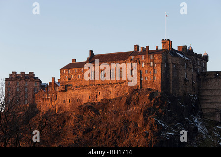 Winter sunset on Edinburgh Castle Stock Photo