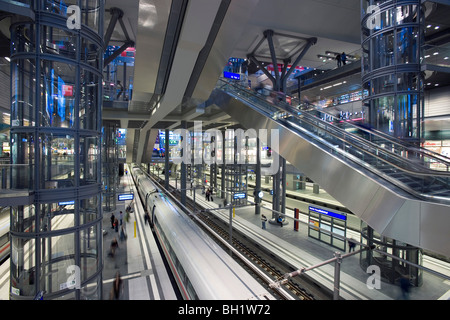 Central Railway Station, Berlin Central Station, the new build station in the governmental area, Berlin, Germany, Europe Stock Photo