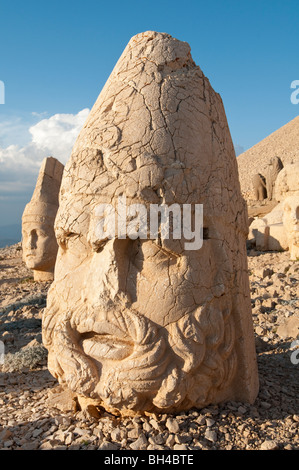 Heads of the gods, Apollo and Zeus (l-r)  eastern terrace, Mount Nemrut, Turkey Stock Photo