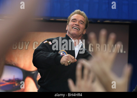 Arnold Schwarzenegger, promoting business and tourism ties between Japan and the state of California. Tokyo, Japan. Stock Photo